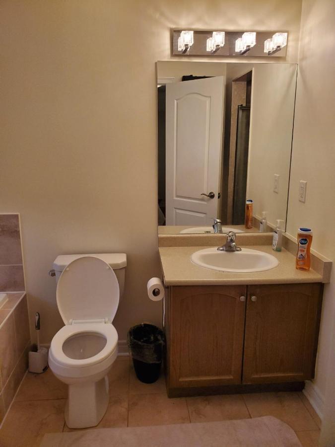 Raesabu Guest House Брамптън Екстериор снимка