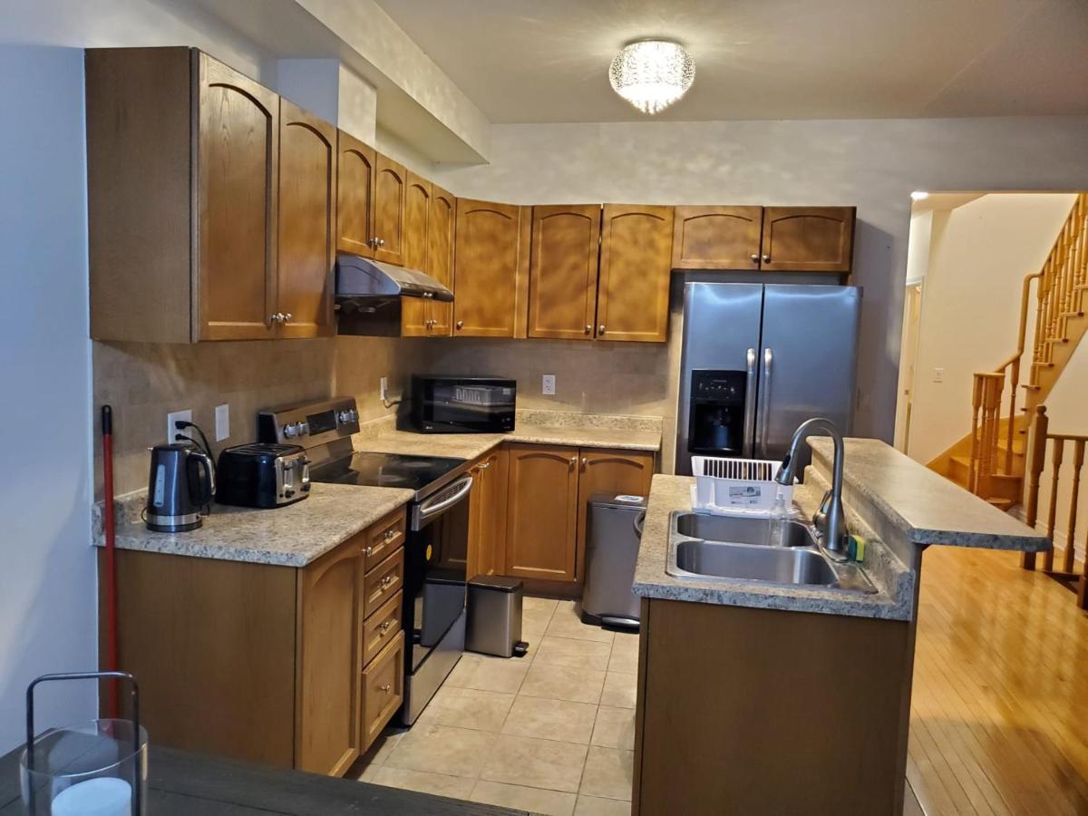 Raesabu Guest House Брамптън Екстериор снимка
